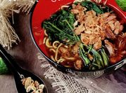 Gambar mie kangkung