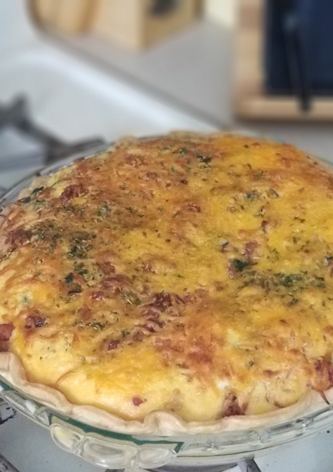 A picture of Spinach Quiche.