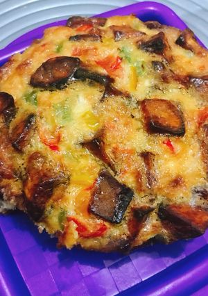 A picture of Baked plantain and egg.