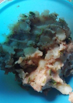 A picture of Aloo chokha.