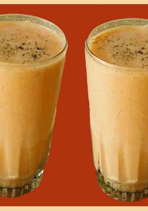 A picture of Carrot lassi.