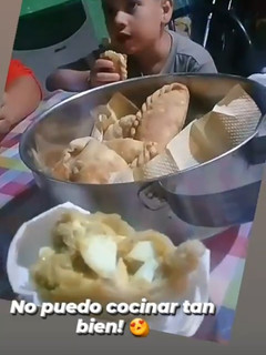 Una foto de Empanadas de pollo