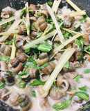 Ốc len xào dừa