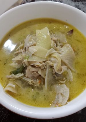 Foto resep Santan Pedas Jantung Pisang + tips agar rebusan tidak berwarna hitam