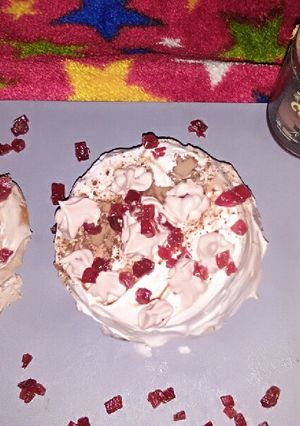 A picture of Jhatpat banne wala band cake.
