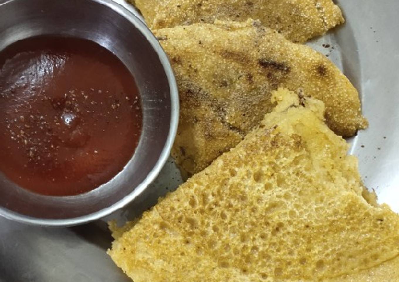 Semolina and chickpea flour pancake