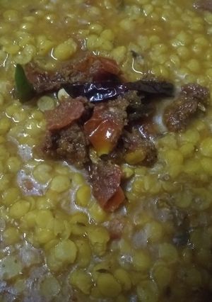 A picture of Misti cholar daal.