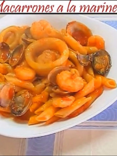 Una foto de Macarrones a la marinera