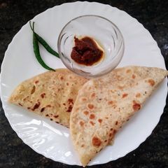 A picture of Sattu Paratha.