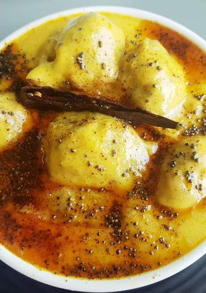 पकौड़ी वाली कढ़ी (pakodi wali kadhi recipe in Hindi) रेसिपी मुख्य फोटो
