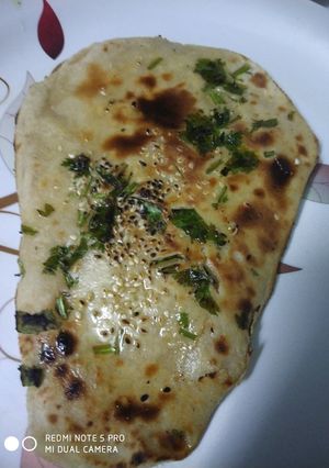 A picture of Butter naan.