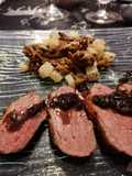 Magret de canard aux girolles et petits navets