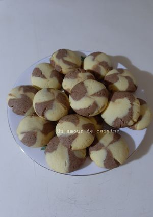 Une photo de Biscuits toupie vanille chocolat ☕