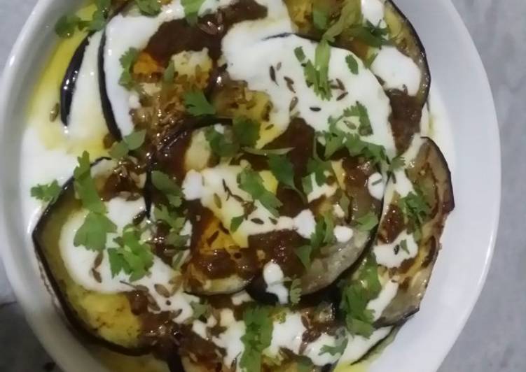 Recipe of Any-night-of-the-week Baked eggplant with masala yogurt