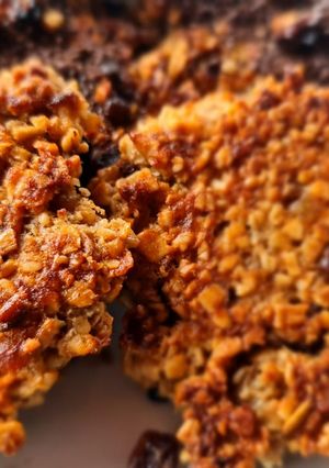 A picture of Baked cereal 😋 soft&chewy oatmeal cookie.
