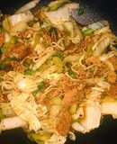 Thịt bò xào nấm kim châm, cải thảo, hành baro Hàn Quốc