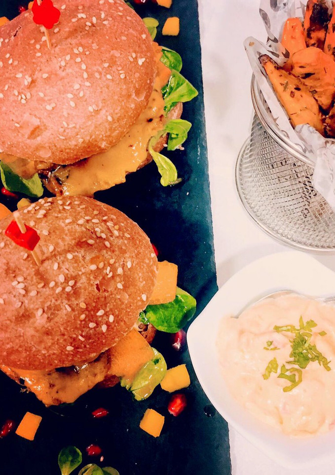 Una foto de Pan de remolacha para hamburguesa