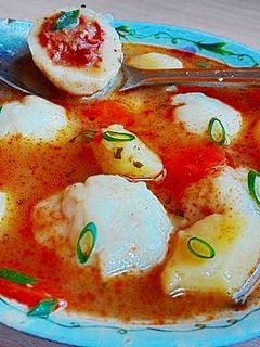 Krumplileves, kolbászos gombóccal recept fotója