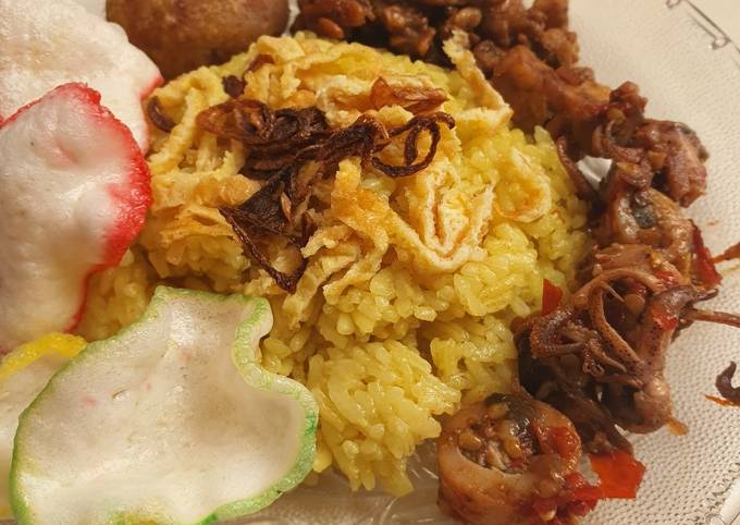 Nasi kuning