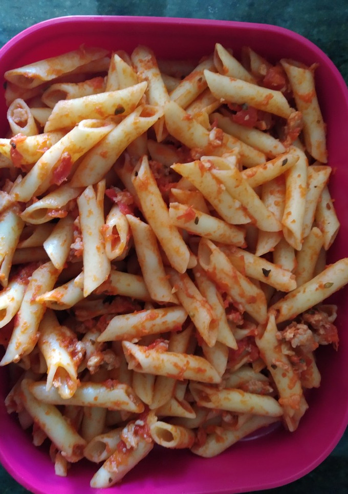 Una foto de Macarrones con tocino al pimentón