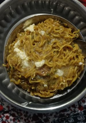 चीज़ मैगी (cheese maggi recipe in Hindi) रेसिपी मुख्य फोटो