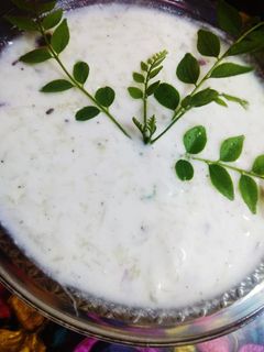 खीरे का रायता (kheere ka raita recipe in Hindi) रेसिपी मुख्य फोटो