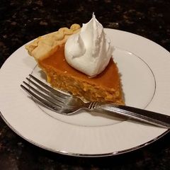 Brad's butternut squash pie A picture of Brad's butternut squash pie.