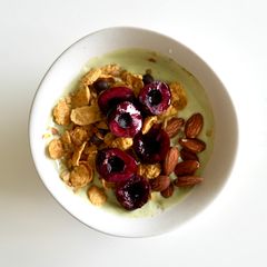 A picture of Wellness Matcha Yogurt 🥣🍃.