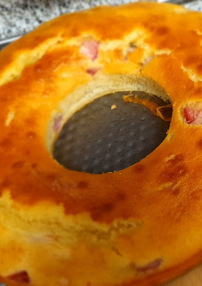 Una foto de Bizcocho de fresa y plátano