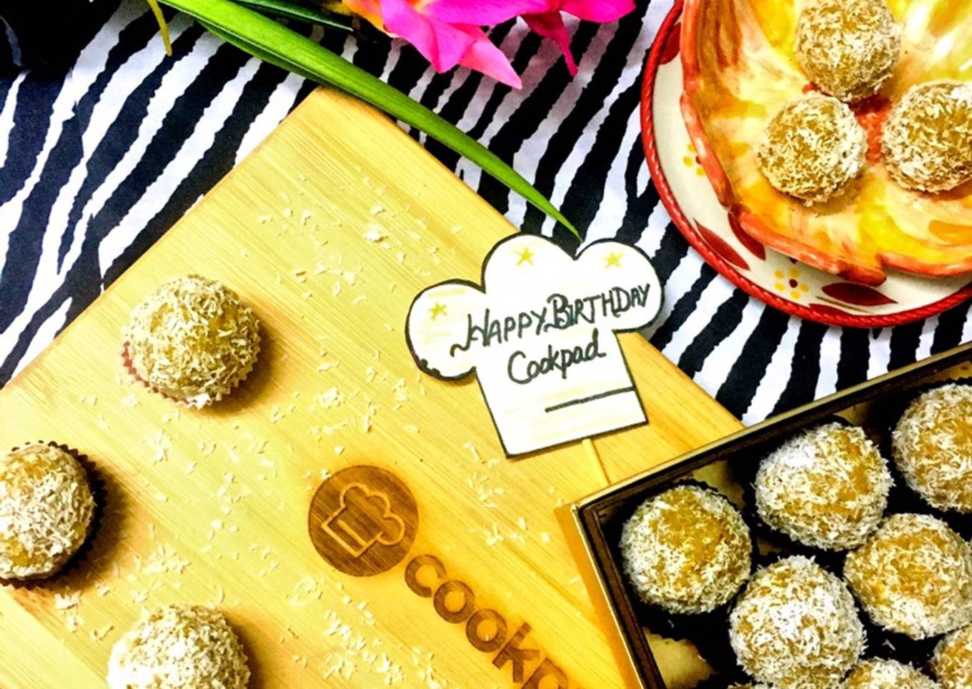 Mango coconut ladoo