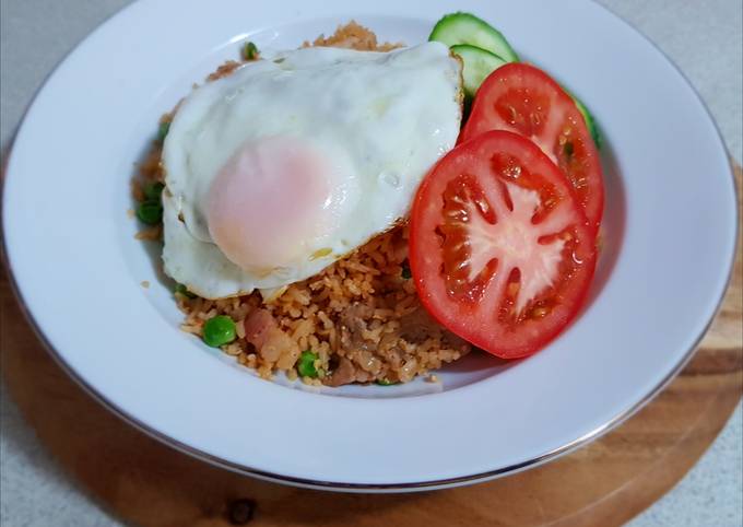 Simple Way to Make Quick Nasi goreng (fried rice)