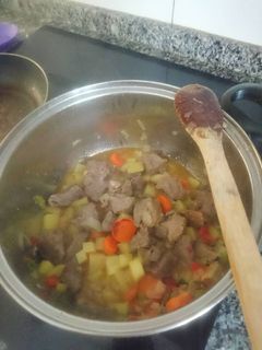 Una foto de Ternera guisada con patatas