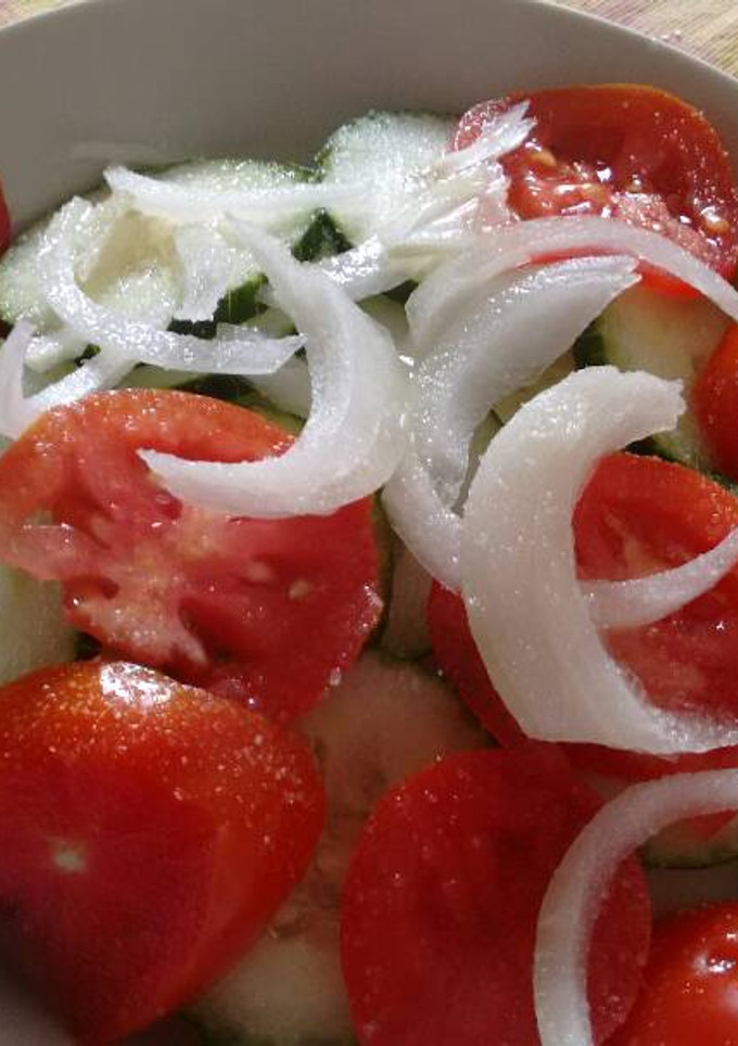 Una foto de Ensalada rápida y fresca. ॐ