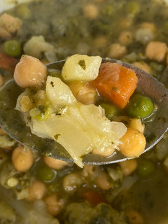 Una foto de Garbanzos con verduras