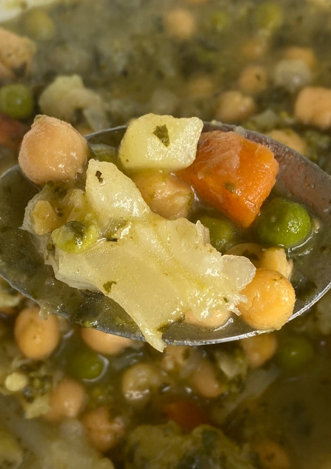Una foto de Garbanzos con verduras