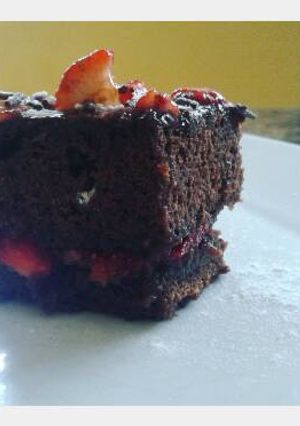 Una foto de Tortita de chocolate con frutillas