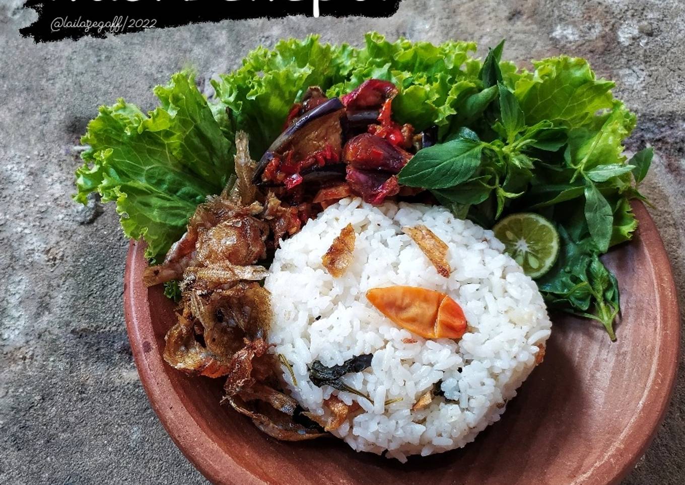 Nasi Bekepor (Magic Com)