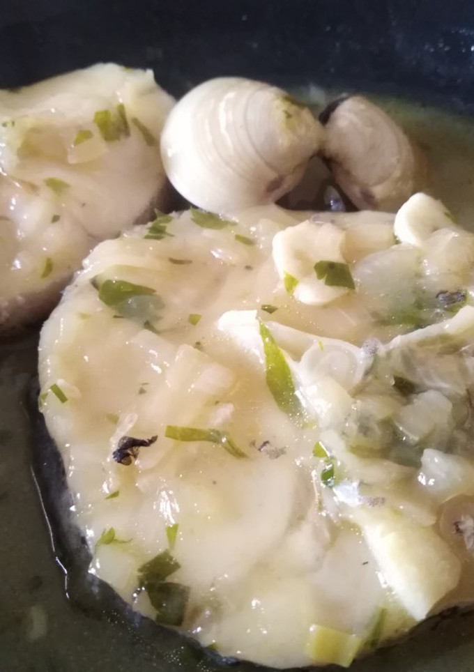 Una foto de Merluza en salsa