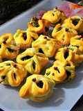 Mini Puff Pastries with Escargot for Christmas