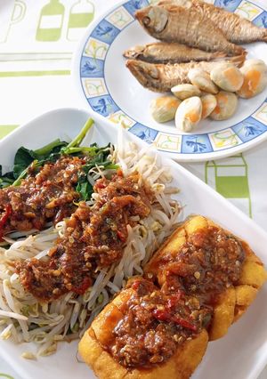 Foto resep Tahu Goreng Sambal pecel ala ibu
