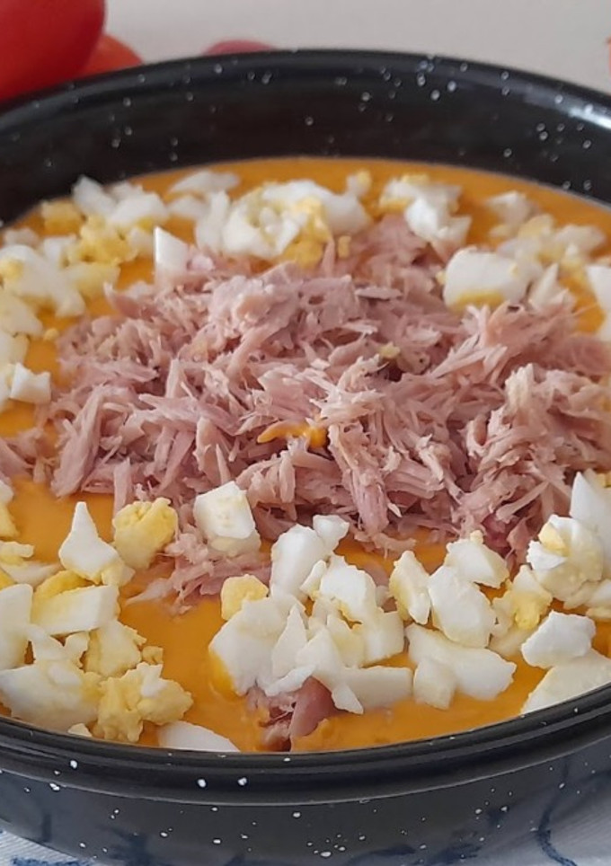 Una foto de Porra de aguacate -salmorejo sin pan-