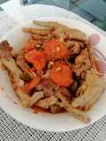 Patas de pollo guisadas