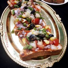 A picture of Bread pizza.