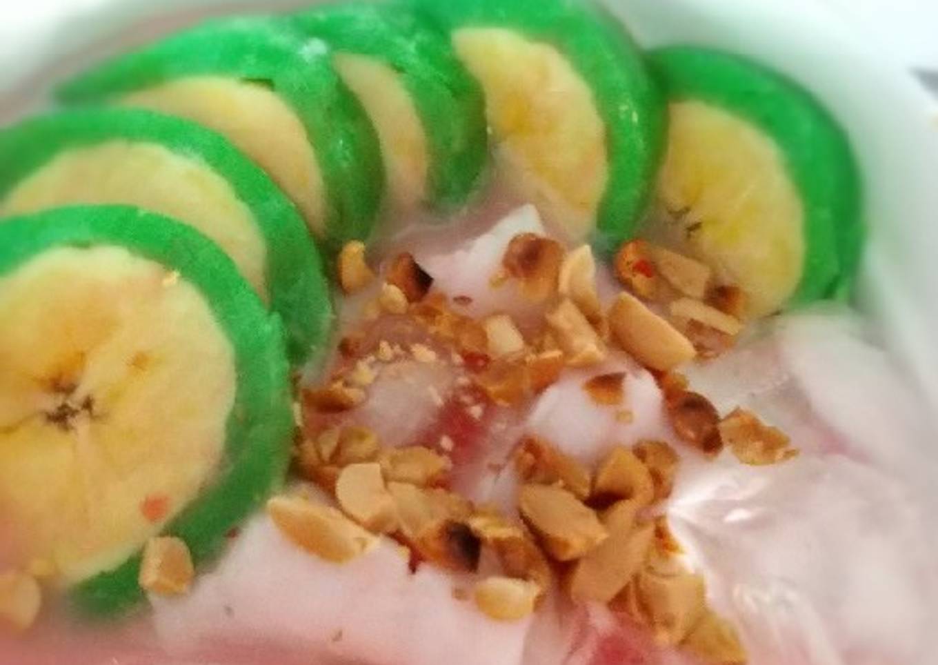 Es pisang ijo (pisang nangka)
