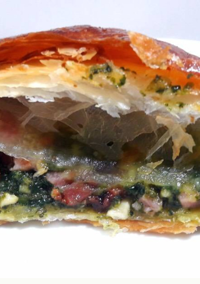 Una foto de Empanada de Espinacas con su puntito