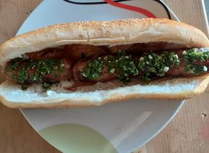 Una foto de Choripan en baguette