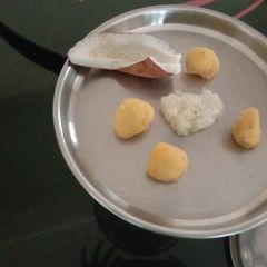A picture of Mango coconut laddu.