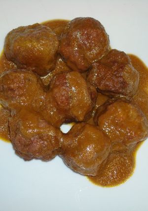 Una foto de Albóndigas con salsa de carne