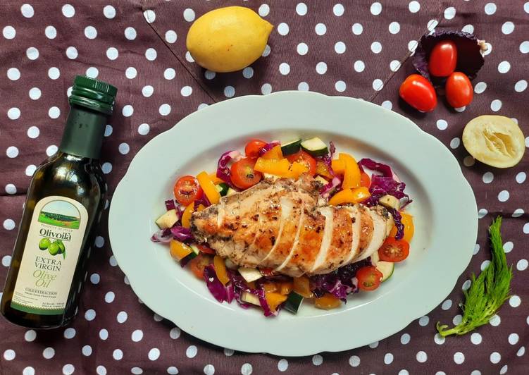 Panduan Menyiapkan Chicken Breast Salad With Olivoila Menggugah Selera