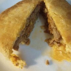 Hand-Meatpie A picture of Hand-Meatpie.
